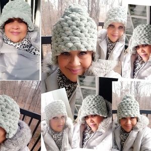 Hat Woman's Delux Hand Knotted